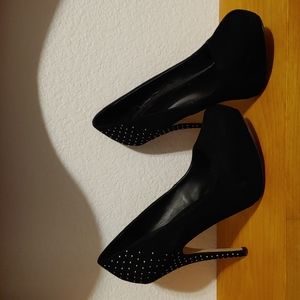 Sexy 5 inch heels black with studded back size 6
